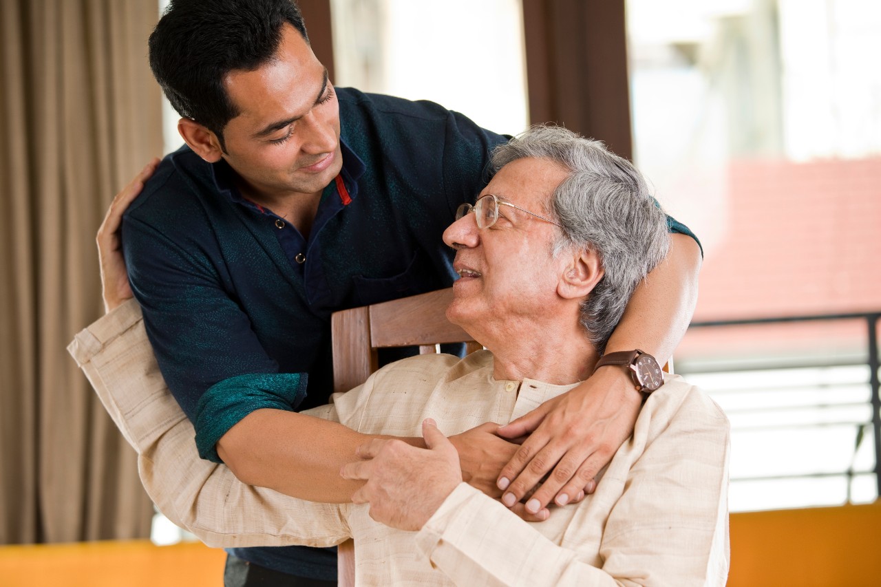 20 Elder Care Tips How to take care of an elderly person at home ...